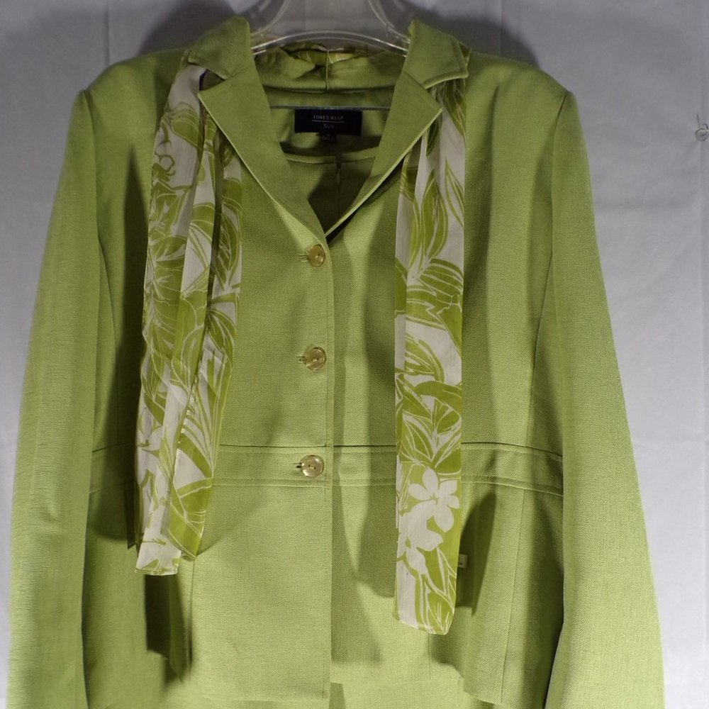 JOHN'S WEAR SUIT